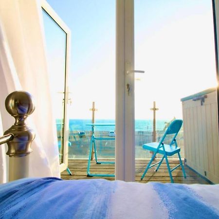 Serenity "Your Calm Seafront Retreat" By Air Premier Сийфорд Екстериор снимка